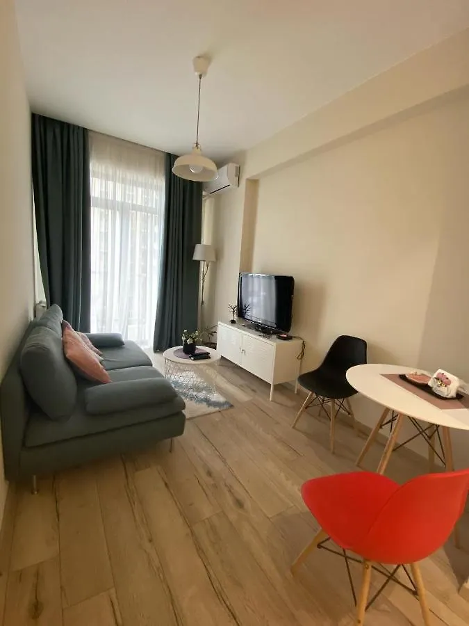 Sol'S M2 White Modern Apartments Тбилиси
