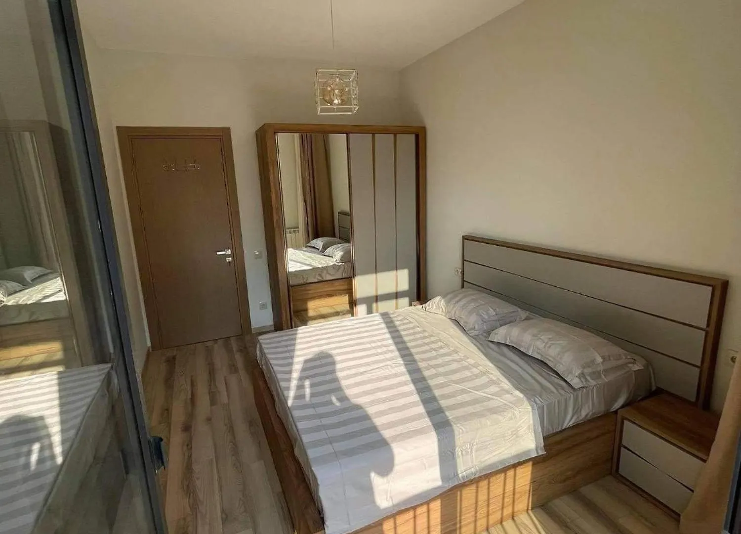 Sol'S M2 White Modern Apartments Tbilisi Georgia