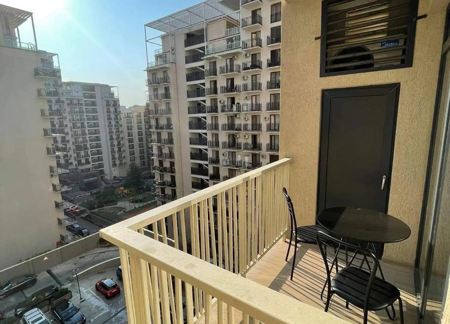 Sol'S M2 White Modern Apartments Тбилиси