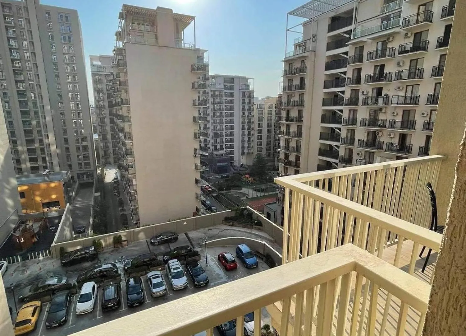 Sol'S M2 White Modern Apartments Tbilisi