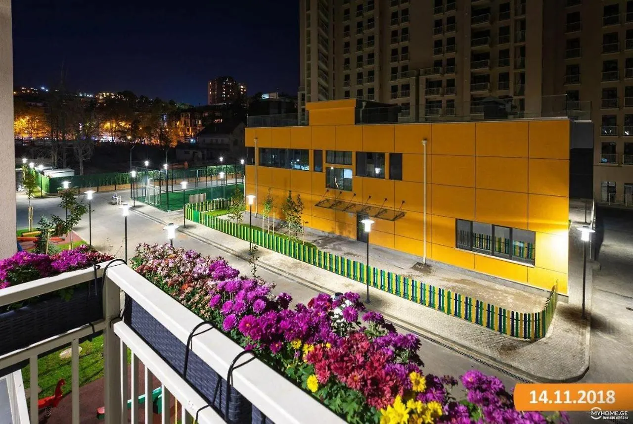 Sol'S M2 White Modern Apartments Tbilisi
